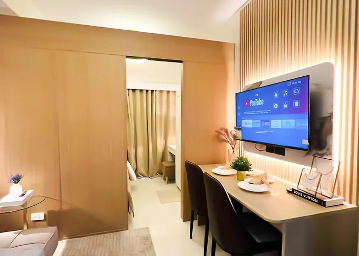 Apartment Red Res Where Style Lives L Wifi Netflix I Red Res 2132 Manila