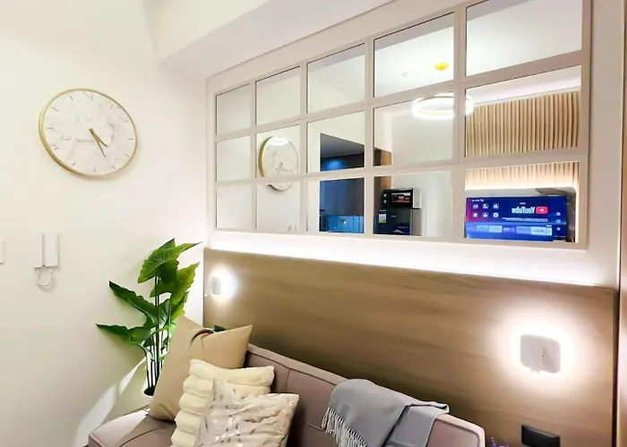 Apartment Red Res Where Style Lives L Wifi Netflix I Red Res 2132 Manila