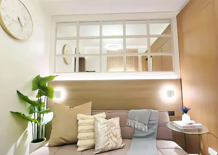 Apartment Red Res Where Style Lives L Wifi Netflix I Red Res 2132 *