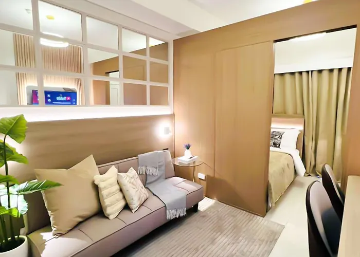 Red Res Where Style Lives L Wifi Netflix I Red Res 2132 Apartment